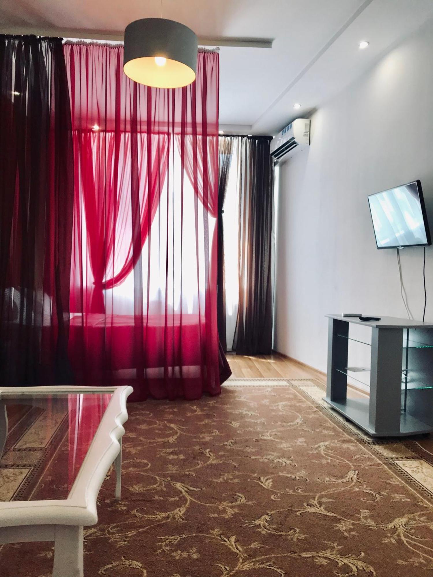 Light Apartments チェルニーヒウ エクステリア 写真